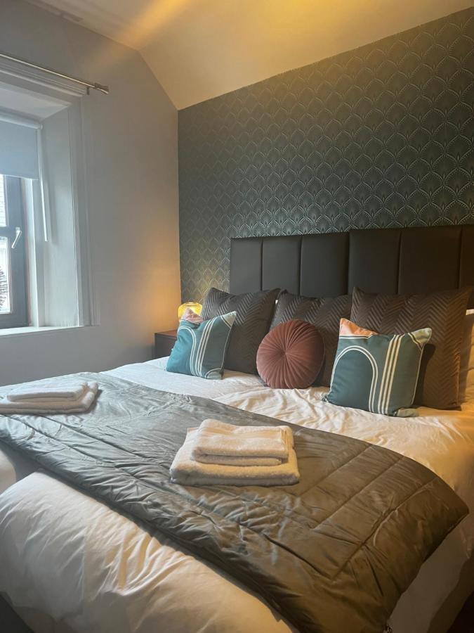 ホテル Woodquay House ゴールウェイ エクステリア 写真